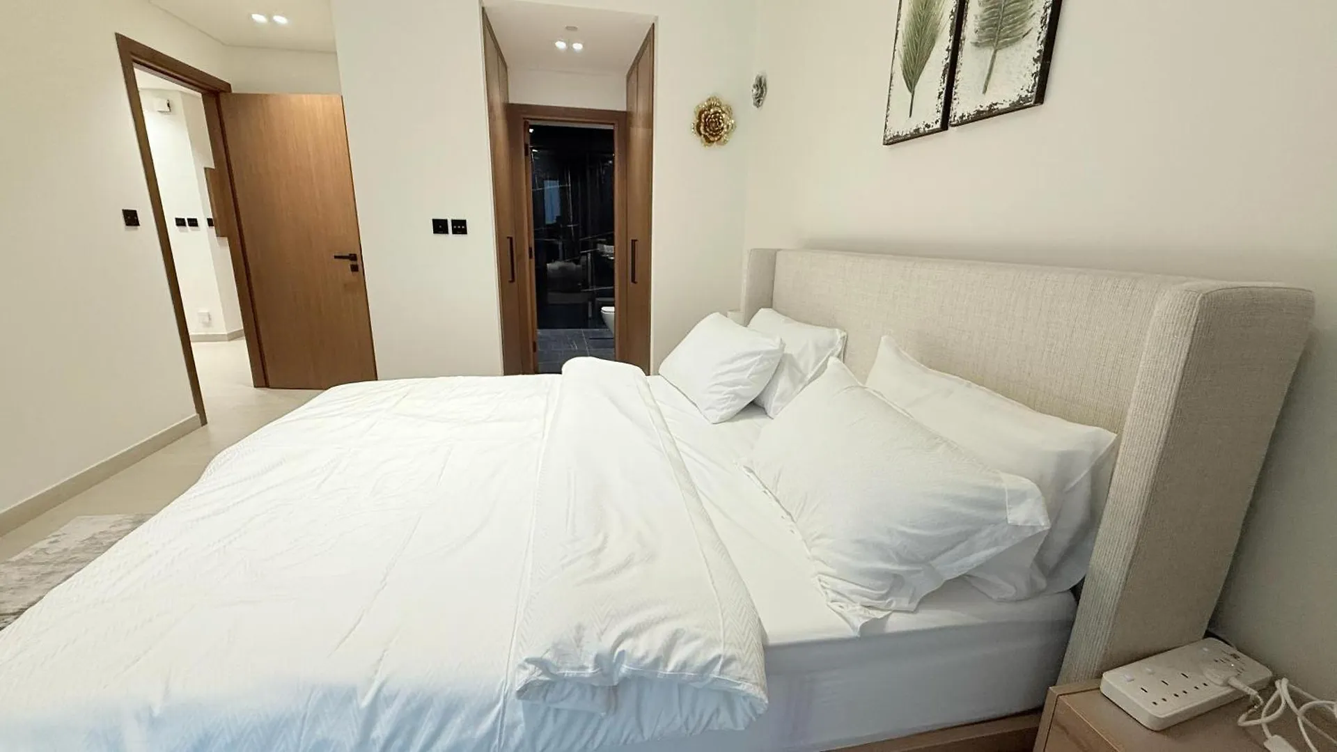 1 Bhk With Panoramic View Apartment Dubai