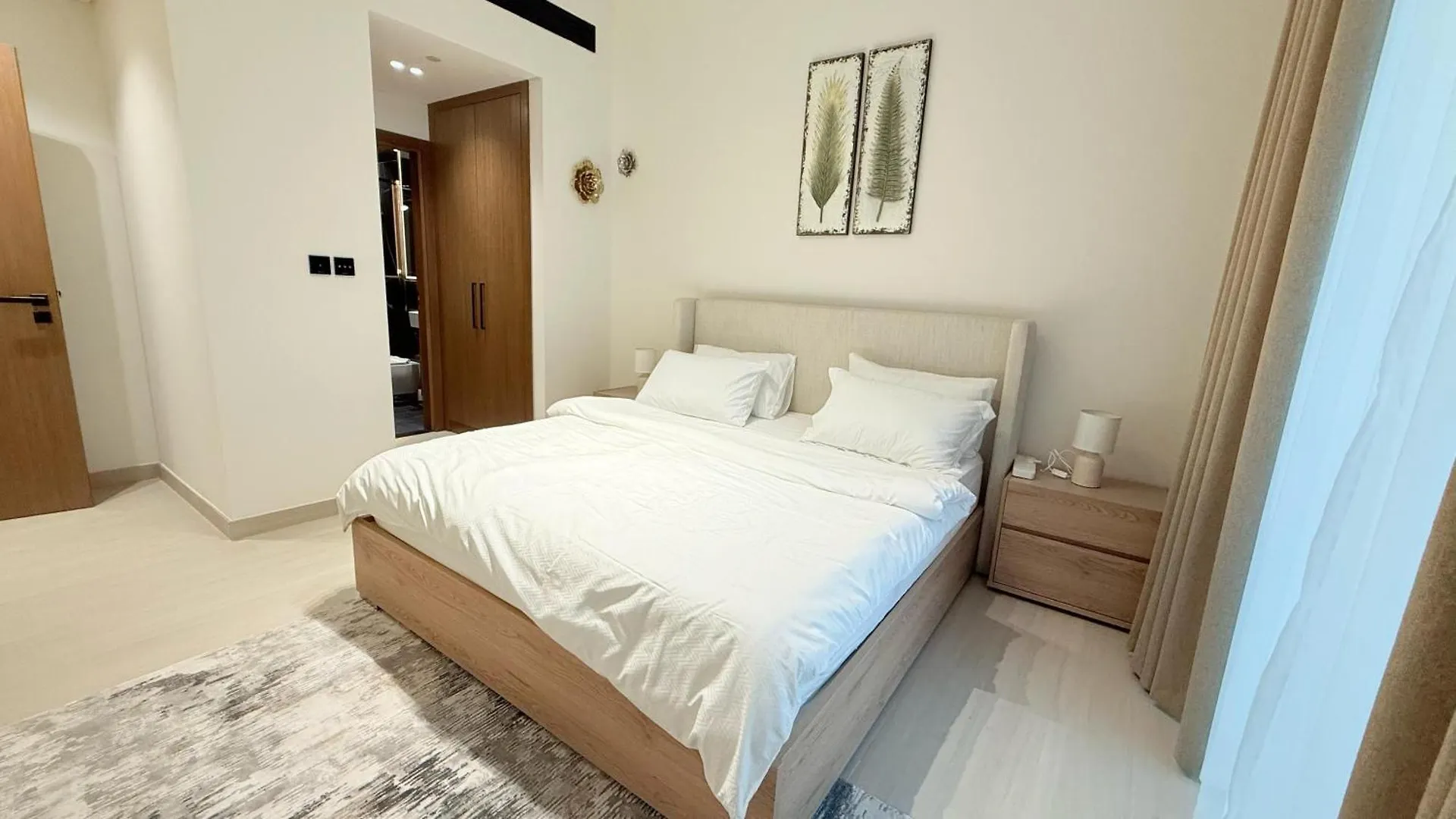 1 Bhk With Panoramic View Apartment Dubai 0*,  United Arab Emirates